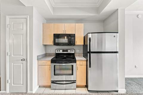 533 NE 3rd Avenue #202, Fort Lauderdale FL - photo 8 of 32