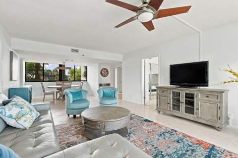 8200 Lakeshore Drive #2020, Hypoluxo FL - photo 10 of 49