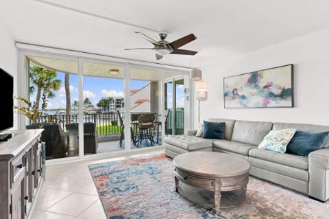 8200 Lakeshore Drive #2020, Hypoluxo FL - photo 12 of 49
