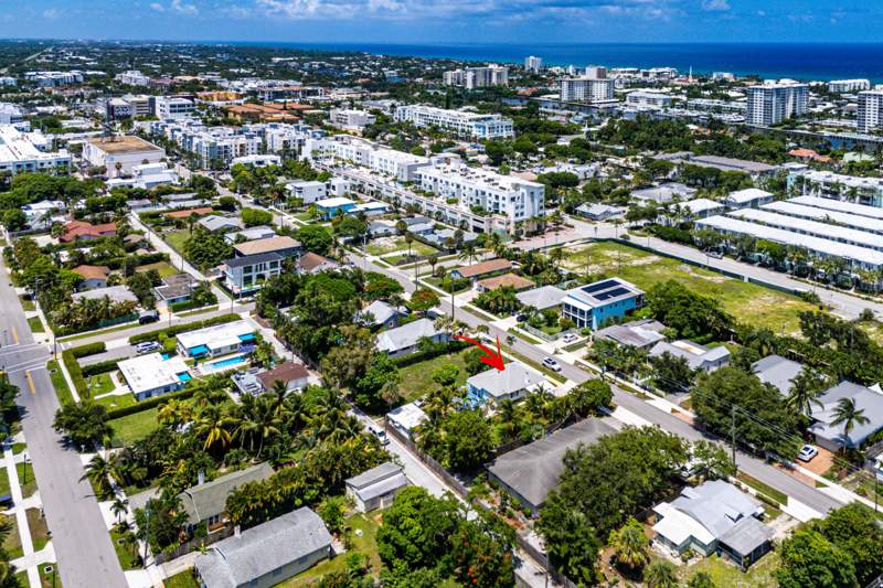 2 bedroom Single Family Residence at 320 SE 4th Avenue, Linns, Delray Beach — photo 2