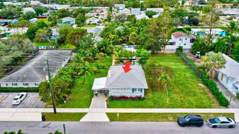 2 bedroom Single Family Residence at 320 SE 4th Avenue, Linns, Delray Beach — photo 5