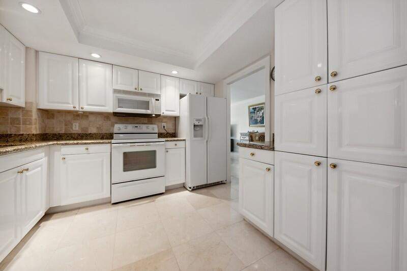 2 bedroom Condominium at 875 E Camino Real #6G, Lake House South, Boca Raton — photo 4