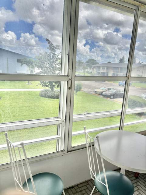 205 Salisbury I, West Palm Beach FL - photo 11 of 25