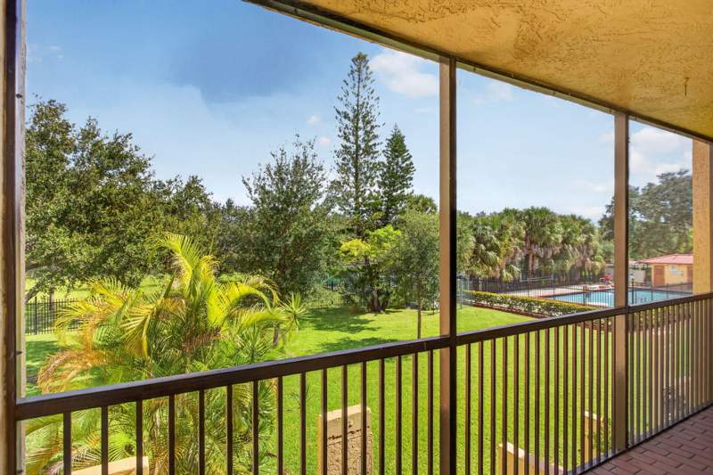 3 bedroom Condominium at 2073 Coral Ridge Drive #N205, Saxon Woods North Condo, Coral Springs — photo 3