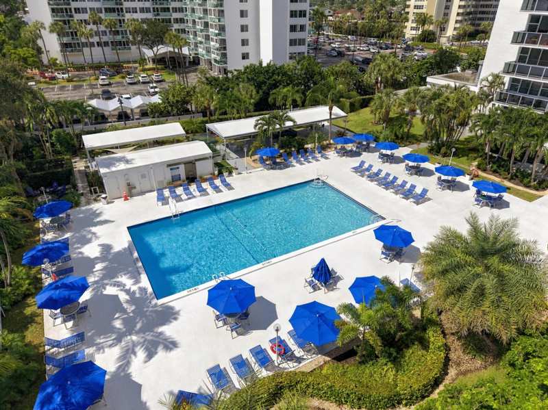 1 bedroom Stock Cooperative at 3333 NE 34th Street #1120, Coral Ridge Towers South Co-Op, Fort Lauderdale — photo 1