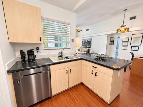 1902 SW Aladdin Street, Port St. Lucie FL - photo 9 of 31