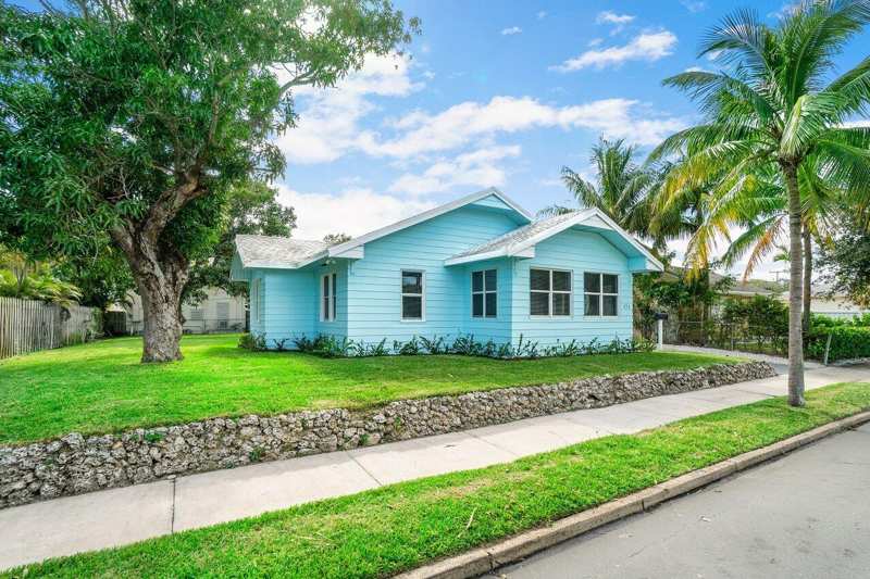 3 bedroom Single Family Residence at 424 53rd Street, North Palm Bch 3, West Palm Beach — photo 1