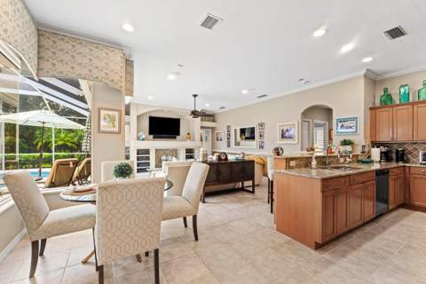 19028 SE Loxahatchee River Road, Jupiter FL - photo 16 of 53