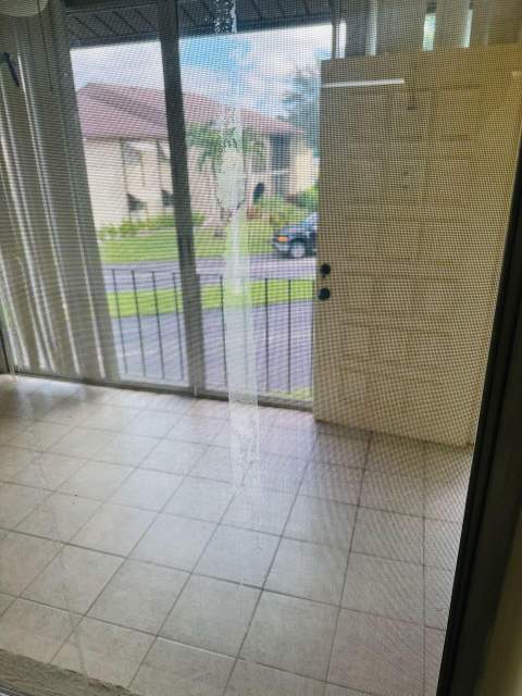 101 Lake Pine Circle #D-2, Greenacres FL - photo 16 of 30