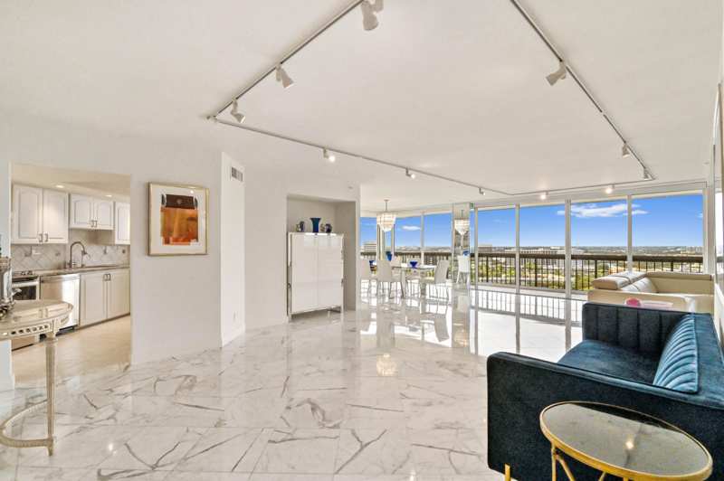 3 bedroom Condominium at 1900 Consulate Place #1704, Consulate Condo, West Palm Beach — photo 1
