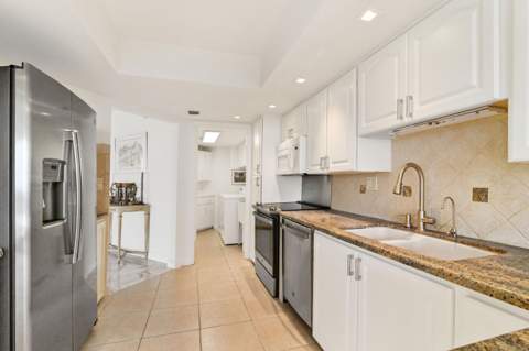 1900 Consulate Place #1704, West Palm Beach FL - photo 23 of 77