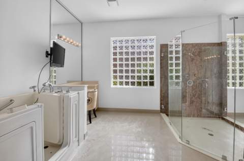 6940 Balboa Island Court, Delray Beach FL - photo 13 of 33