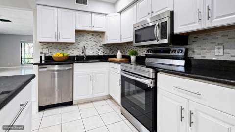 901 Sandtree Drive, Palm Beach Gardens FL - photo 20 of 53