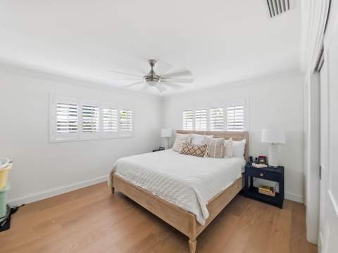 4401 NE 15th Way, Oakland Park FL - photo 11 of 17