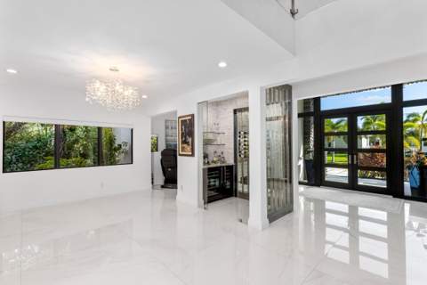 737 NE Boca Bay Colony Drive, Boca Raton FL - photo 21 of 47