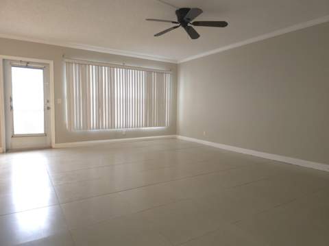 413 Greenbrier A, West Palm Beach FL - photo 11 of 22