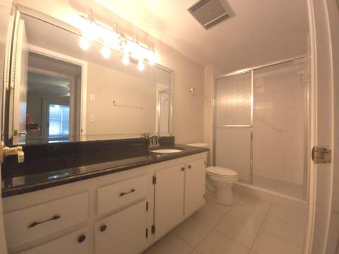 413 Greenbrier A, West Palm Beach FL - photo 20 of 22