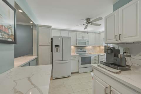 9411 N Hollybrook Lake Drive #108, Pembroke Pines FL - photo 12 of 50