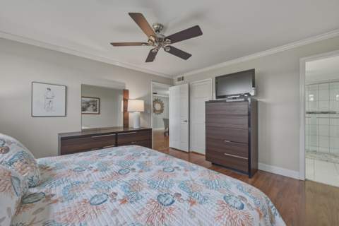 9411 N Hollybrook Lake Drive #108, Pembroke Pines FL - photo 16 of 50