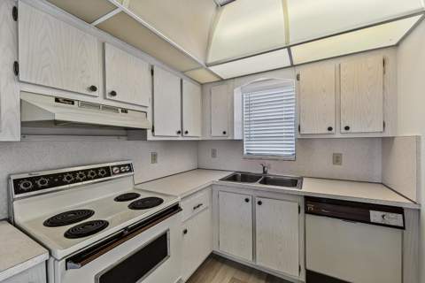 2430 Deer Creek Country Club Boulevard #704-2, Deerfield Beach FL - photo 23 of 46