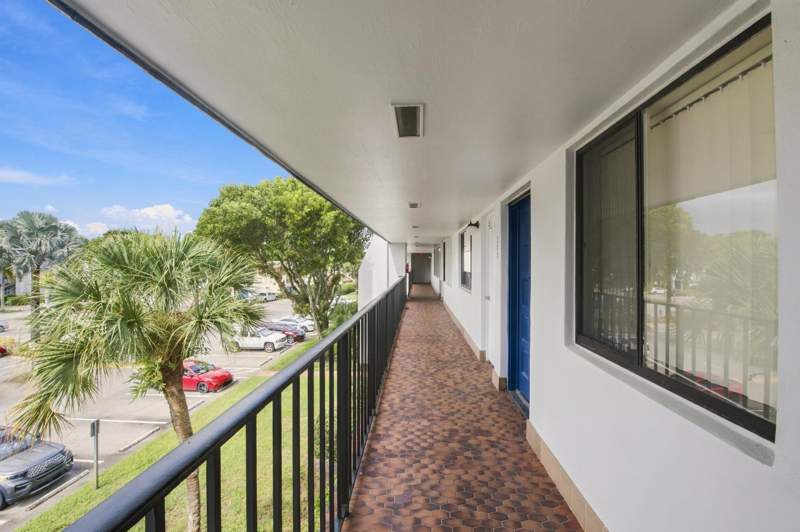 3 bedroom Condominium at 4545 Luxemburg Court #303, Fountains Of Palm Beach Condo 3, Lake Worth — photo 4
