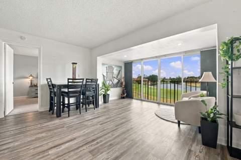 4545 Luxemburg Court #303, Lake Worth FL - photo 16 of 55