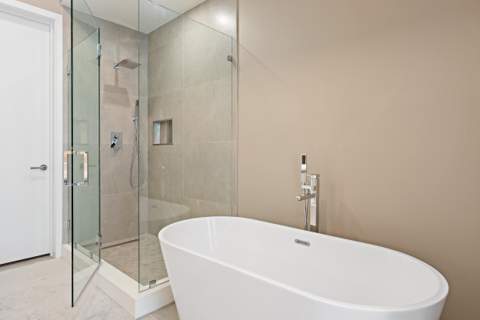 220 Lake Shore Drive #1402, Lake Park FL - photo 19 of 78
