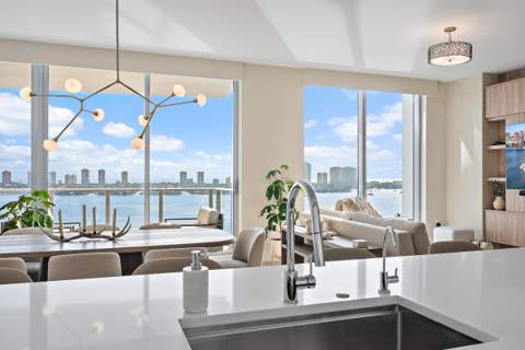 220 Lake Shore Drive #1402, Lake Park FL - photo 10 of 78