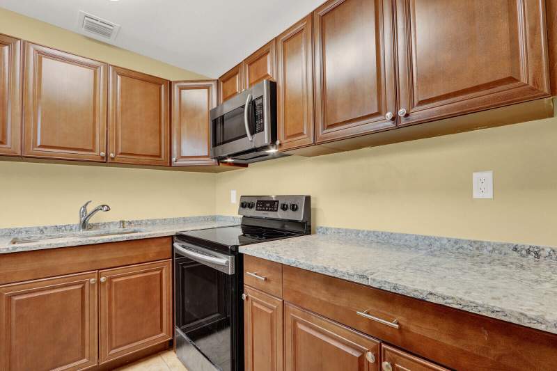2 bedroom Condominium at 184 Norwich H #184, Norwich Condo, West Palm Beach — photo 2