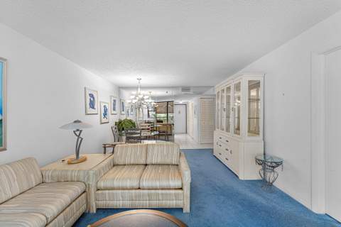 4700 Lucerne Lakes Blvd W #306, Lake Worth FL - photo 12 of 28