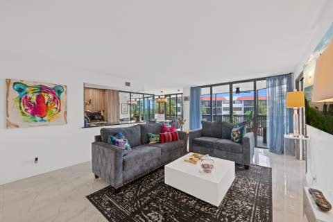 800 Jeffery Street #307, Boca Raton FL - photo 9 of 41