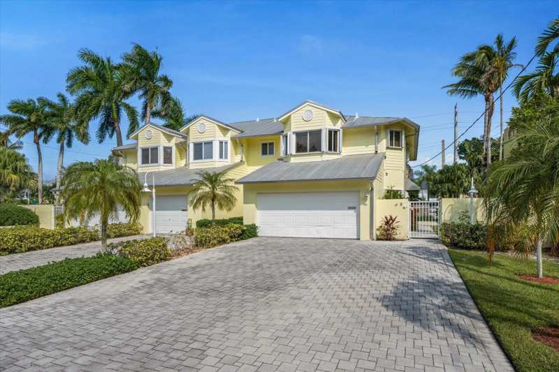 3 bedroom Townhouse at 604 SW 8th Avenue, Seawanna Sub Of Pt, Fort Lauderdale — photo 1