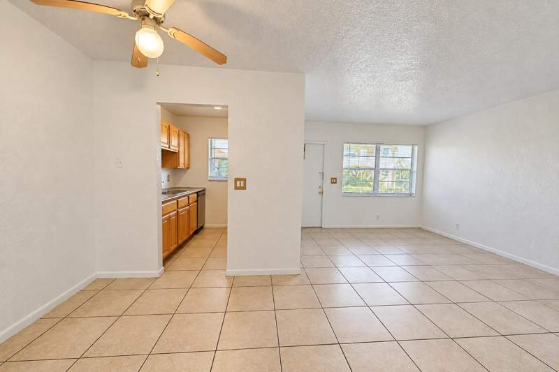 1 bedroom Condominium at 240 Croton Avenue #109, Enclave Sandpiper Condo, Lantana — photo 5