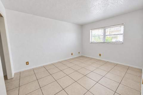 240 Croton Avenue #109, Lantana FL - photo 16 of 34