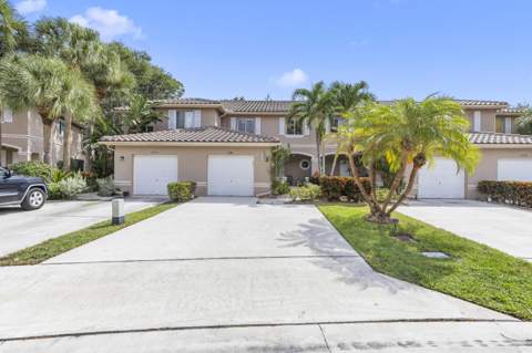 4700 Pinemore Lane, Lake Worth FL - photo 6 of 48