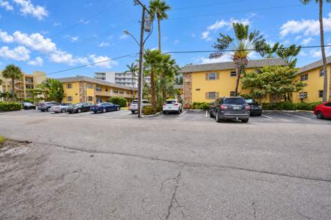 240 Croton Avenue #109, Lantana FL - photo 23 of 34