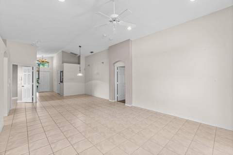7394 Modena Drive, Boynton Beach FL - photo 7 of 31