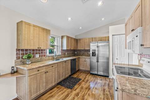 7394 Modena Drive, Boynton Beach FL - photo 12 of 31