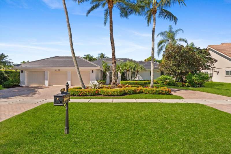 5 bedroom Single Family Residence at 4475 Woodfield Boulevard, Woodfield Hunt Club, Boca Raton — photo 3