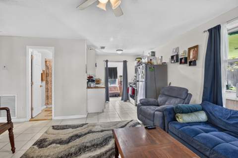 1340 Longwood Street, West Palm Beach FL - photo 10 of 22