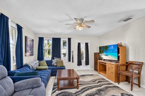 1340 Longwood Street, West Palm Beach FL - photo 13 of 22