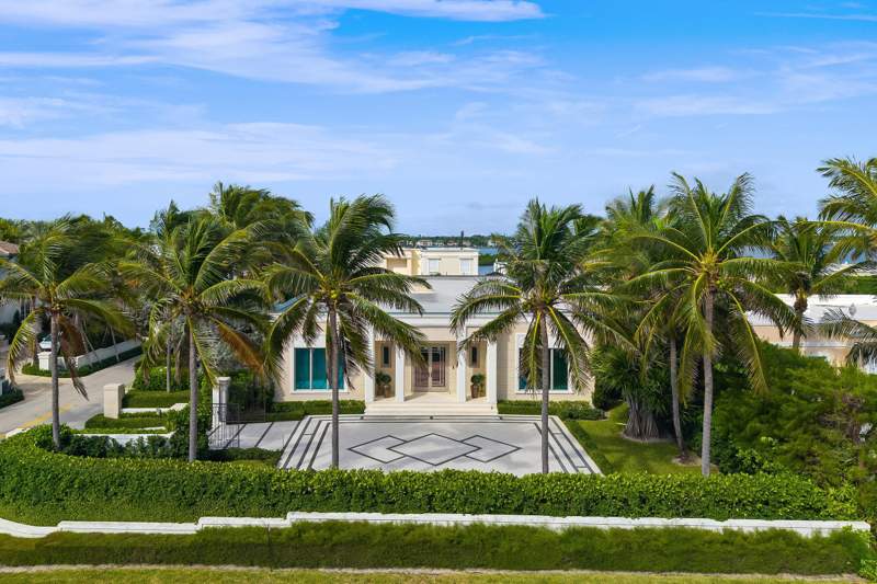 5 bedroom Single Family Residence at 1740 S Ocean Boulevard, Palm Beach Estates, Palm Beach — photo 4
