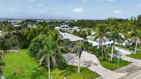 1107 S Ocean Drive, Fort Pierce FL - photo 15 of 59