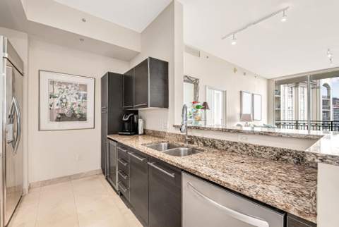 550 Okeechobee Boulevard #Lph-15, West Palm Beach FL - photo 15 of 58