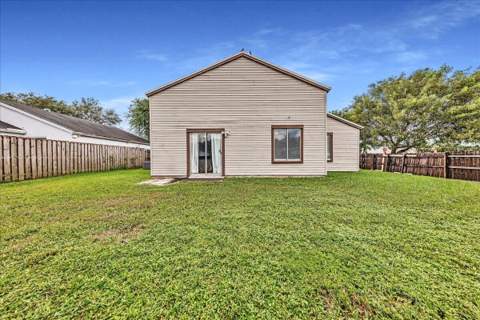 1000 SW 133rd Terrace, Davie FL - photo 8 of 25