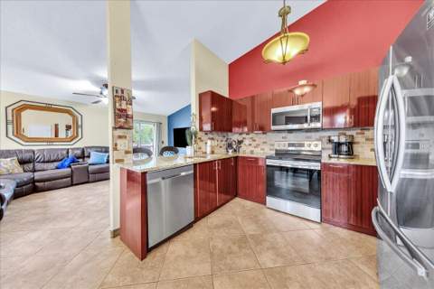 1000 SW 133rd Terrace, Davie FL - photo 15 of 25