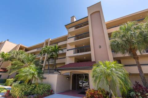 2455 Lindell Boulevard #3304, Delray Beach FL - photo 23 of 29