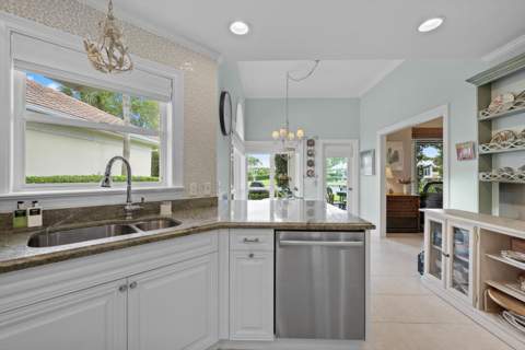 198 Birkdale Lane, Jupiter FL - photo 12 of 39