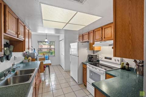 22 N Valencia Drive #3-32, Davie FL - photo 14 of 51