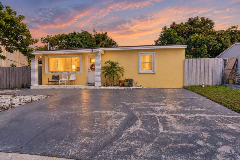 2 bedroom Single Family Residence at 1335 Wellington Street, Mercer Park, West Palm Beach — photo 2